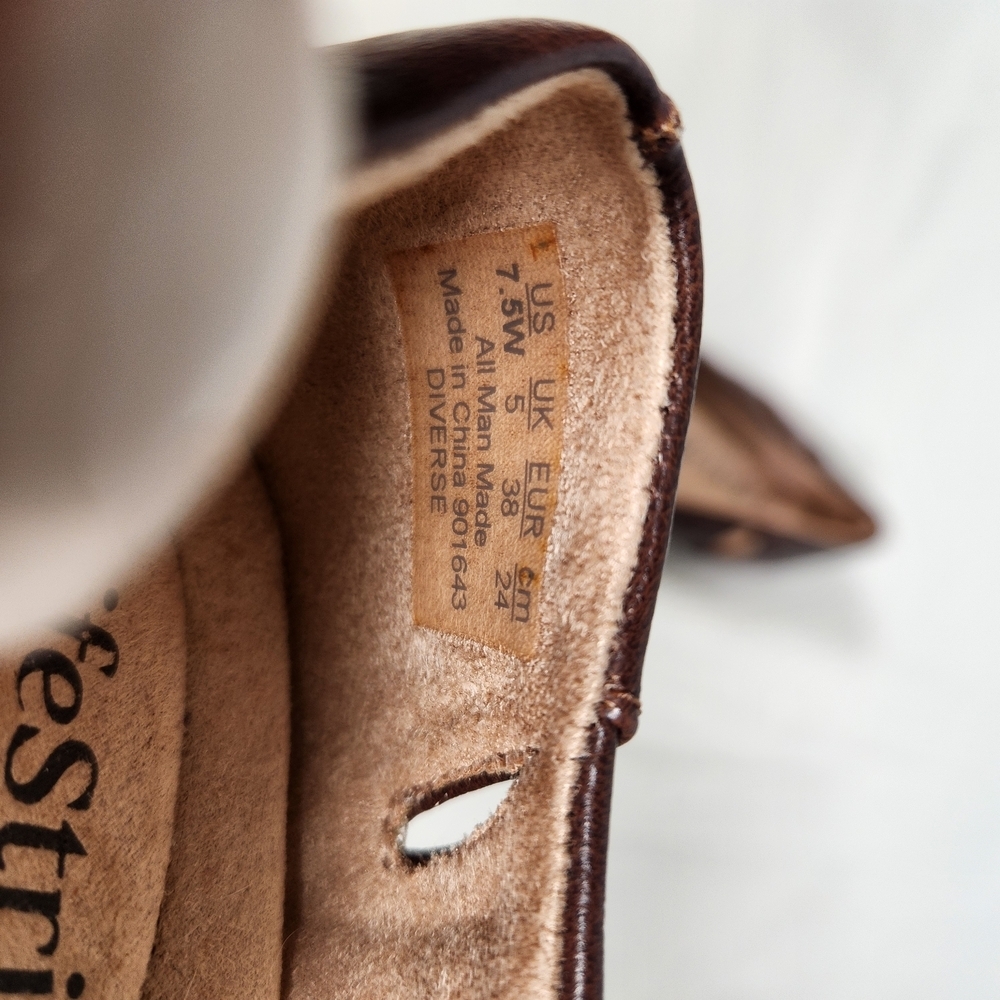 LifeStride "Diverse" Brown Comfort Flats - Women's Size 7.5W - Picture 6 of 6